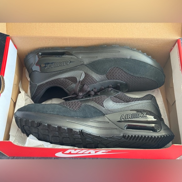 NIKE AIR MAX SYSTM ALL BLACK MEN. SIZE 13 . BRAND NEW IN THE BOX. - Picture 2 of 5